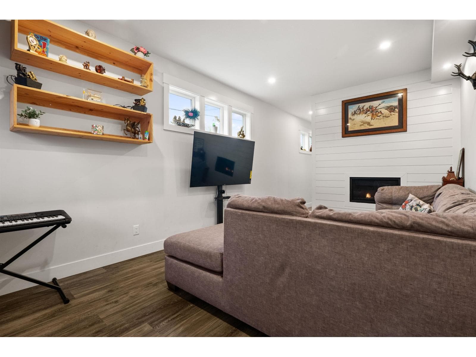 34609 2 AVENUE photo 5