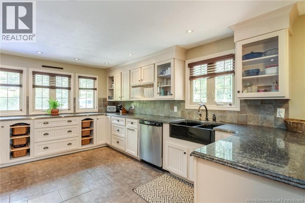 96 Brunswick Street photo 3