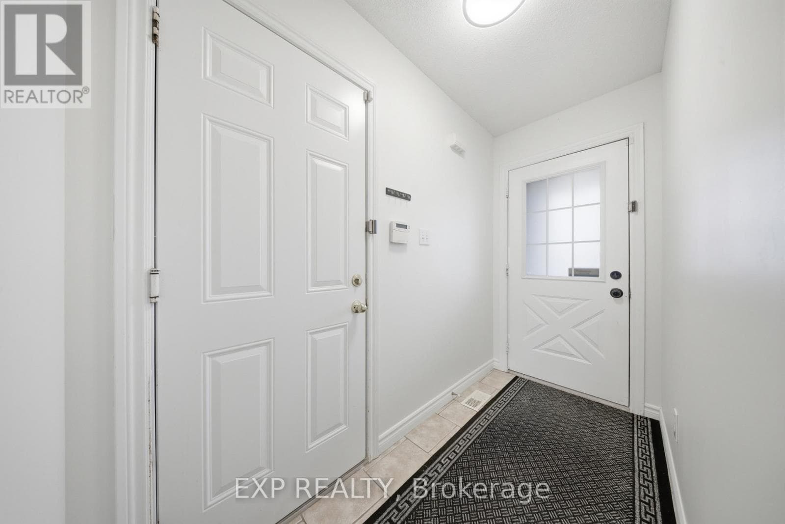 35 THAMES WAY photo 5