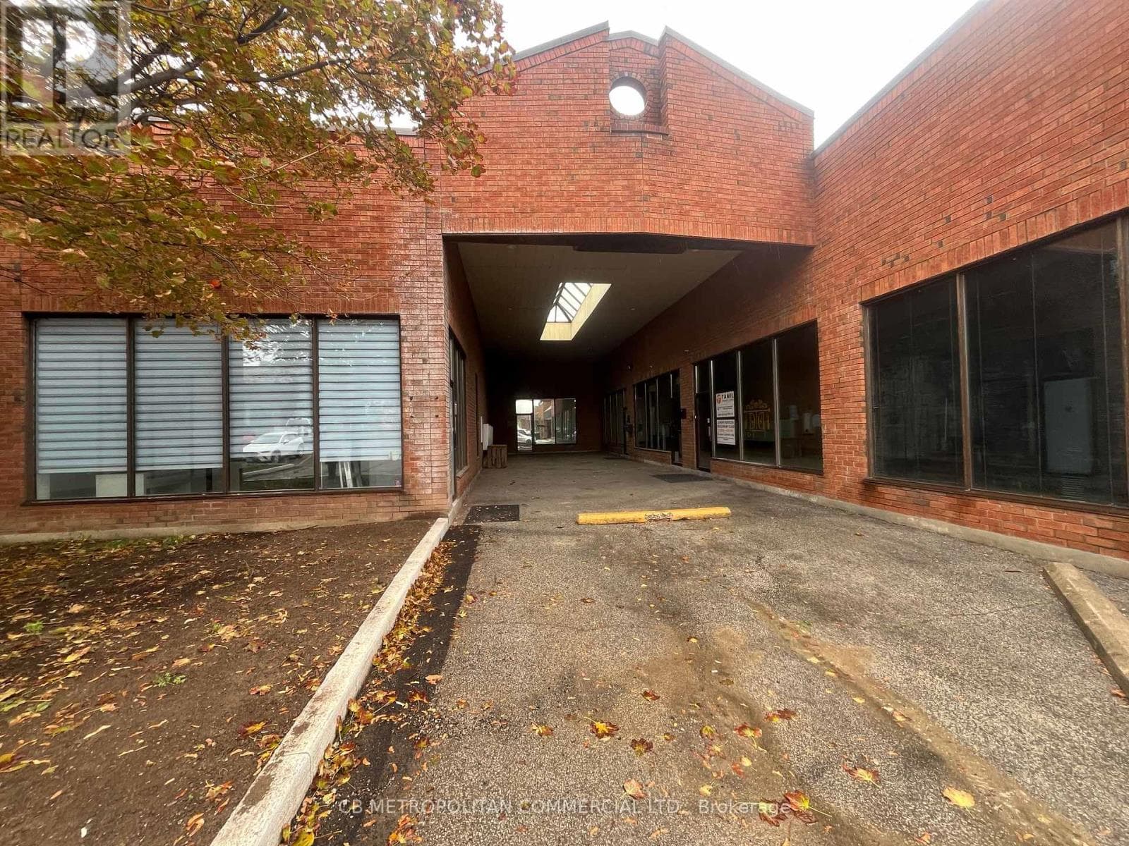 industrial at 32 - 5359 TIMBERLEA BOULEVARD — $1,199,000