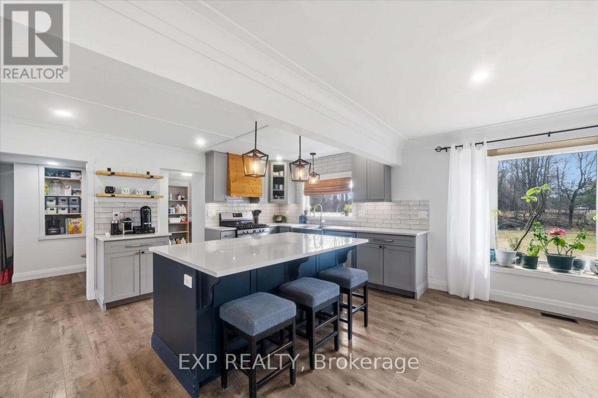303 BRUCE RD 9 photo 4