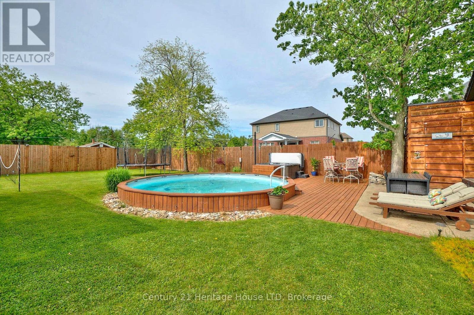 467 GORHAM ROAD photo 2