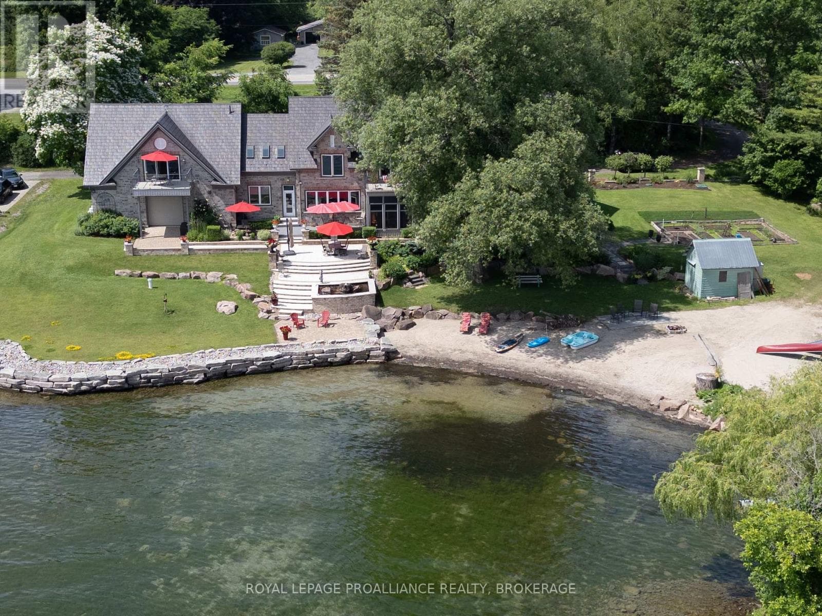 4 bed 4 bath single family at 147 1000 ISLAND PARKWAY — $2,980,000