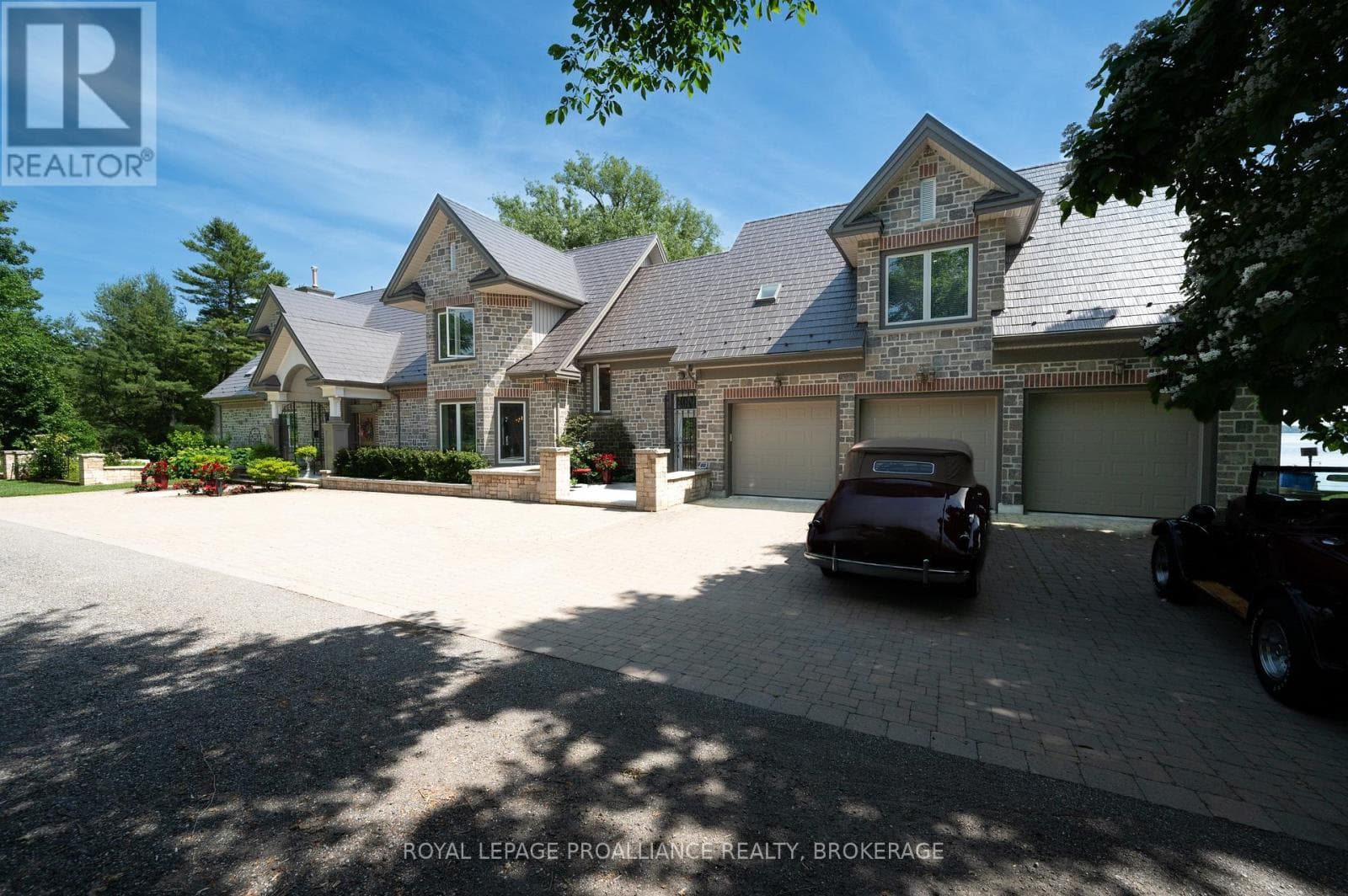 147 1000 ISLAND PARKWAY photo 3