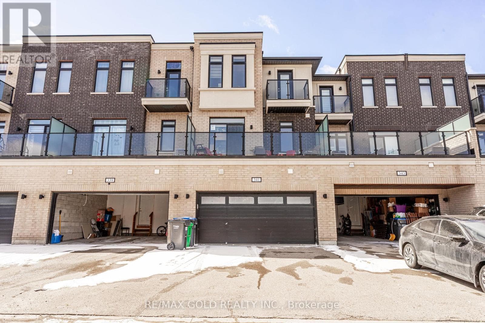 5 bed 5 bath single family at 341 VETERANS DRIVE — $949,000