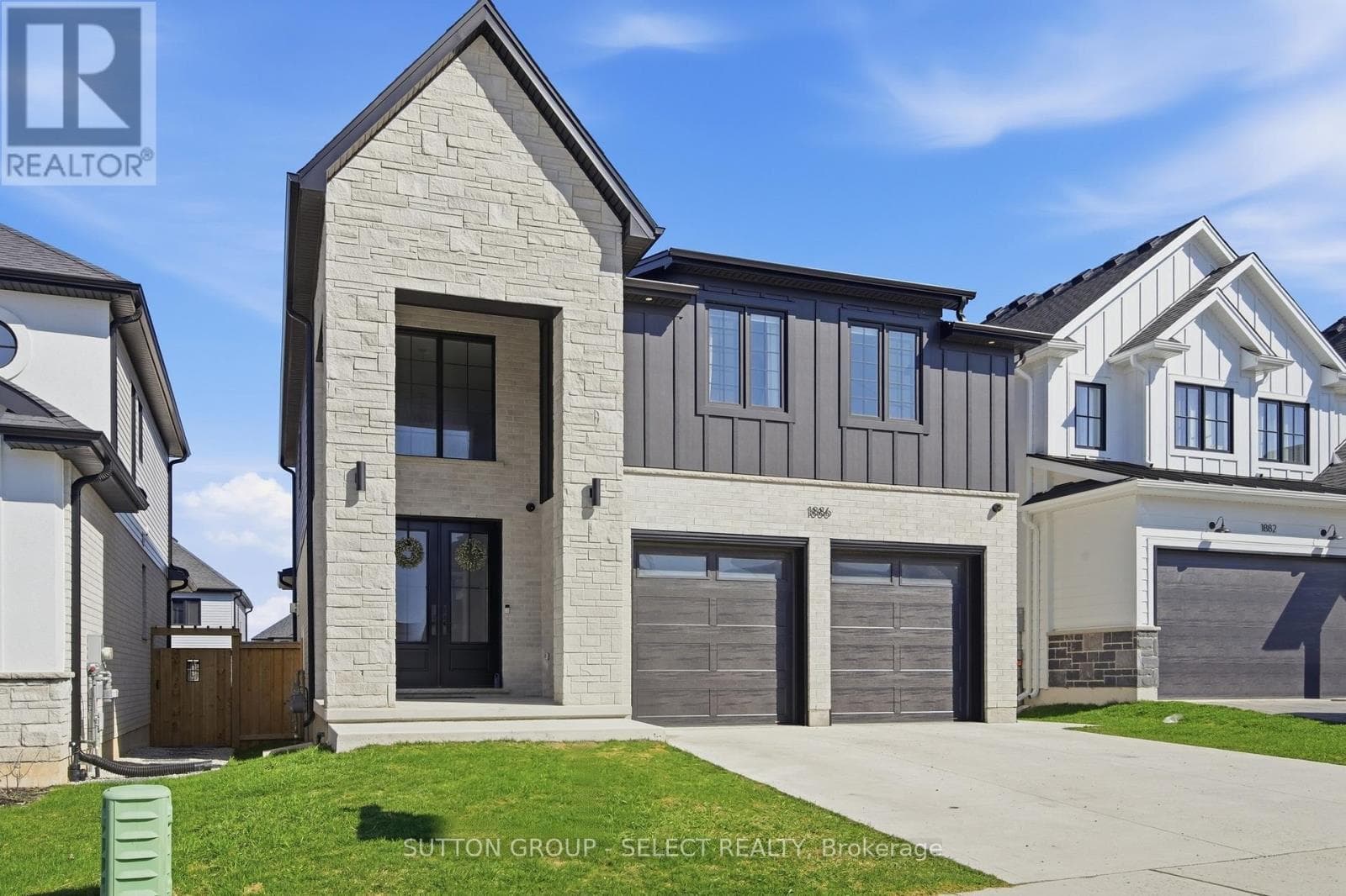 1886 FOUNTAIN GRASS DRIVE photo 4