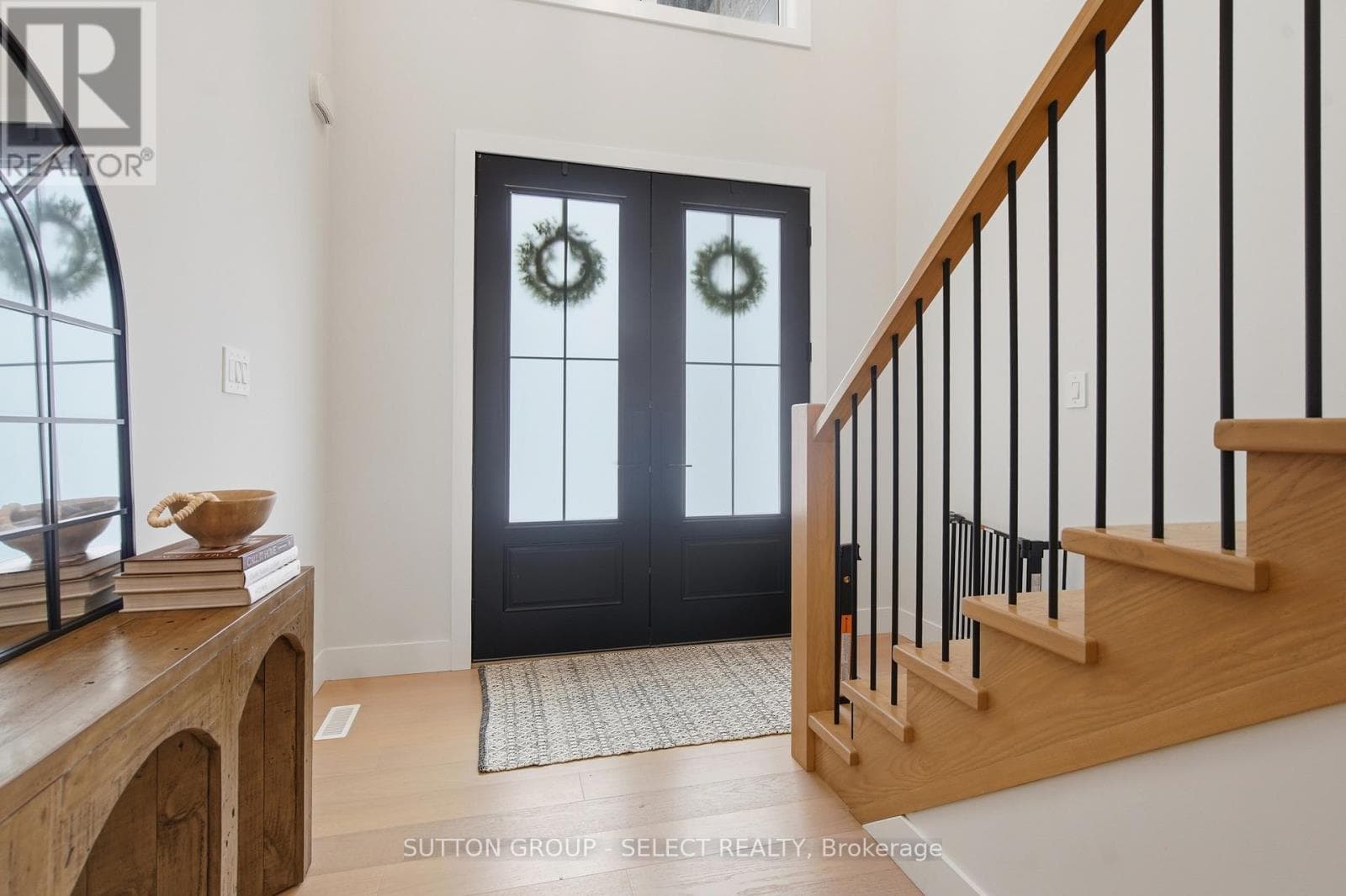 1886 FOUNTAIN GRASS DRIVE photo 5