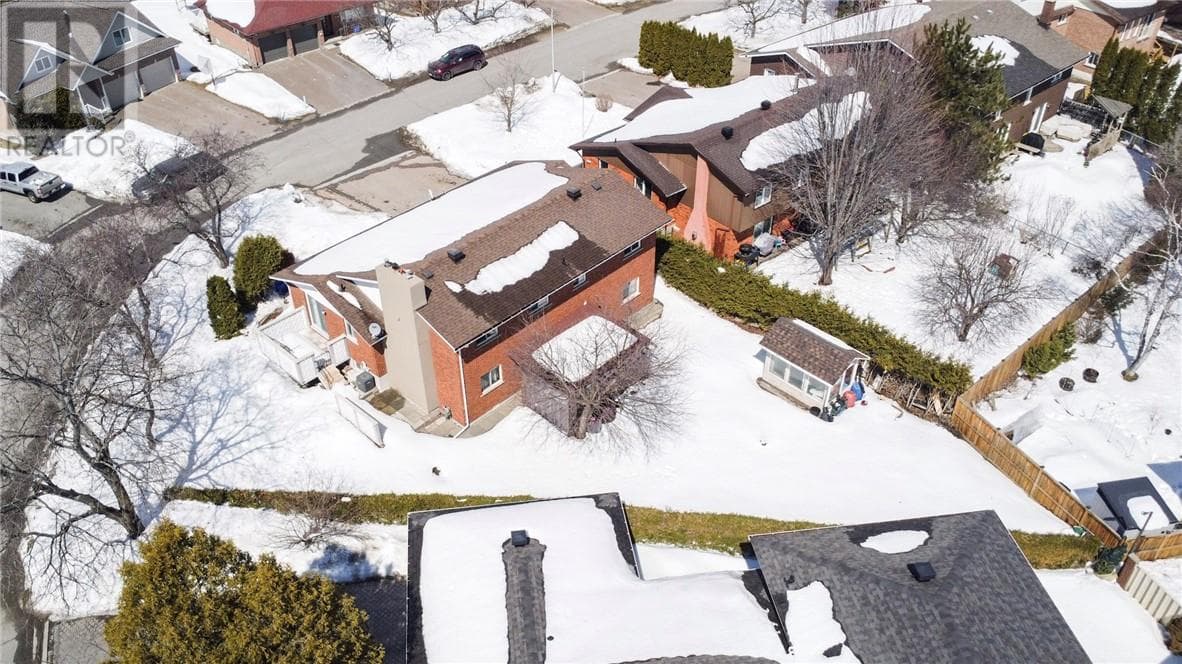 525 Galaxy Court photo 5