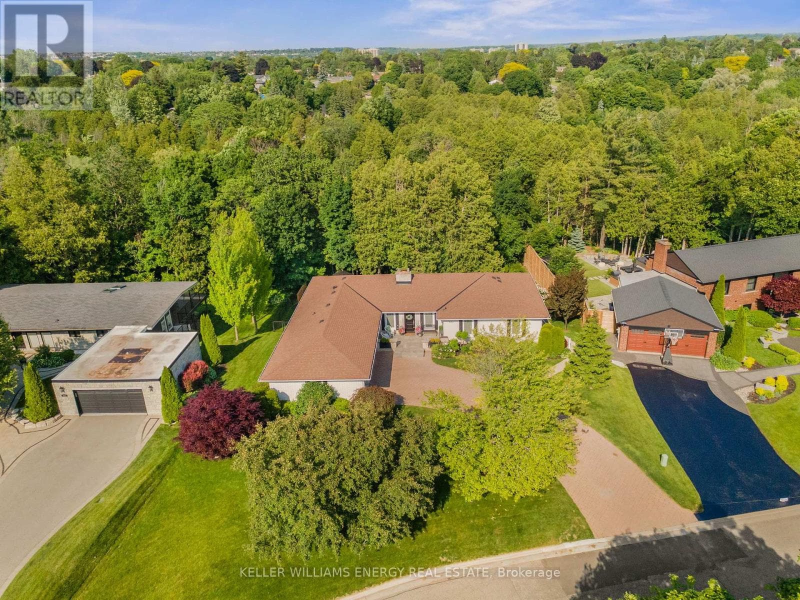 833 GLENMANOR DRIVE photo 2