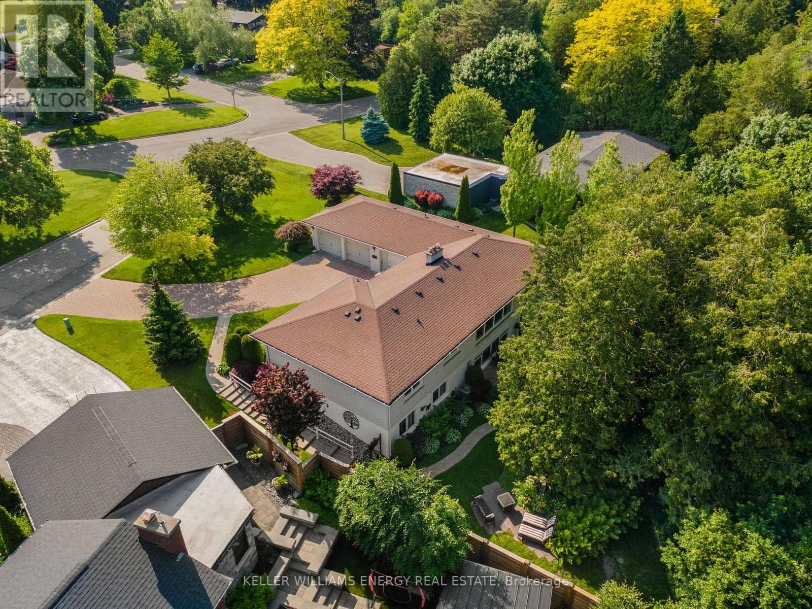 833 GLENMANOR DRIVE photo 4