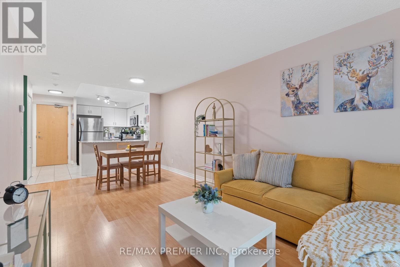 2 bed 1 bath single family at 307 - 212 EGLINTON AVENUE E — $549,900