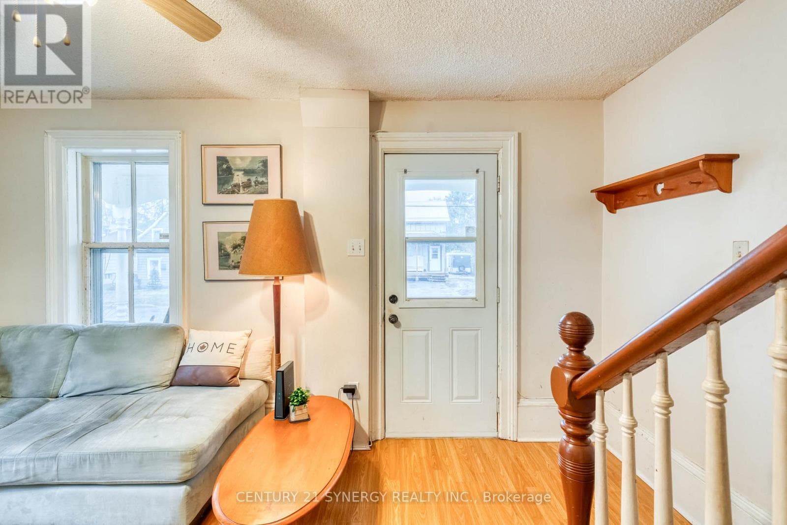108 BECKWITH STREET E photo 2