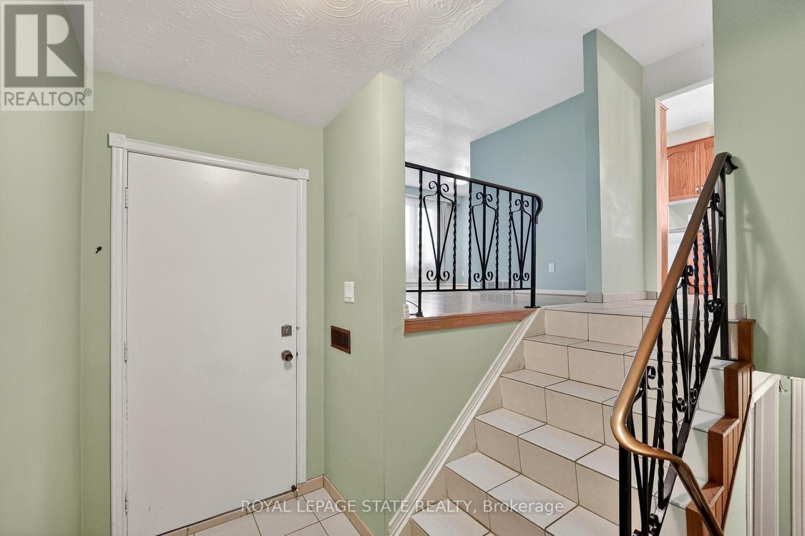358 FEDERAL STREET photo 2