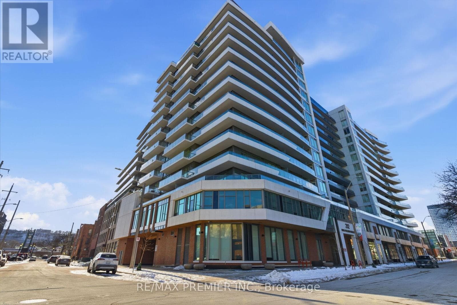 1 bed 1 bath single family at 914 - 212 KING WILLIAM STREET — $299,000