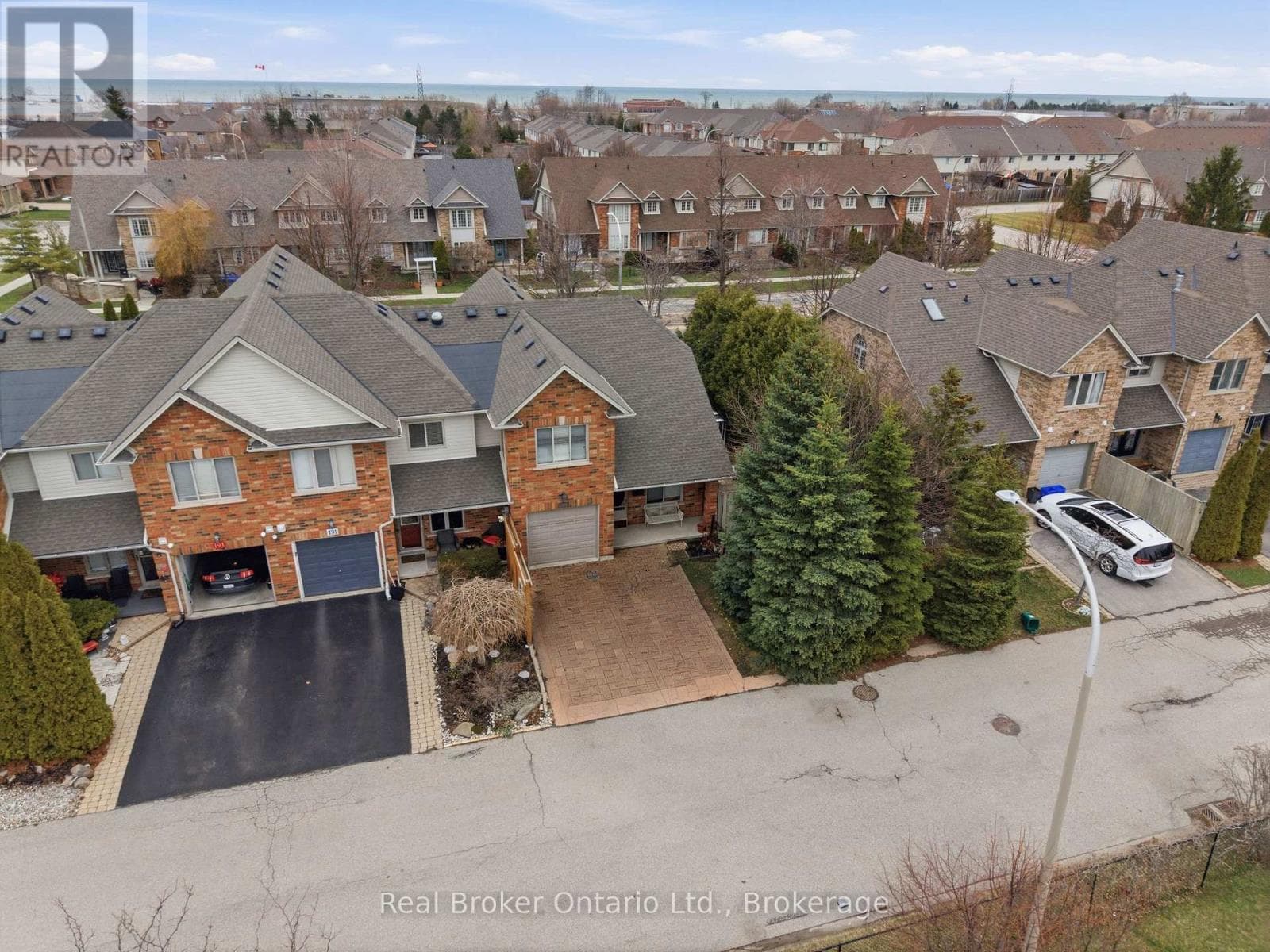 189 LIVINGSTON AVENUE photo 3