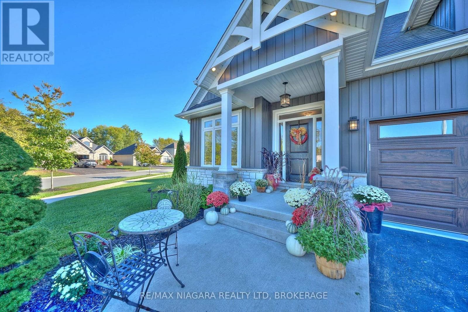 4049 VILLAGE CREEK DRIVE photo 4