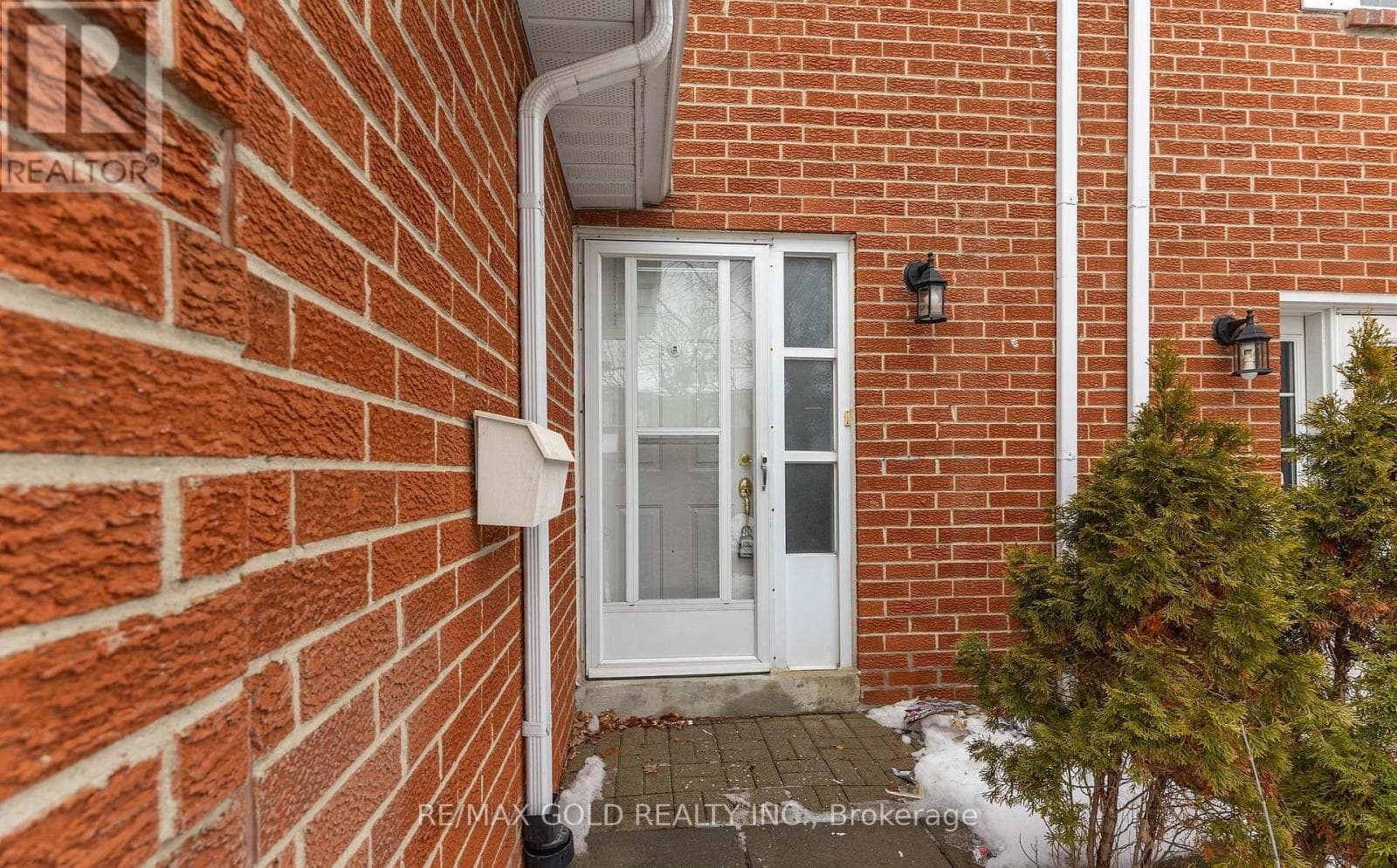 20 HARPER WAY photo 4