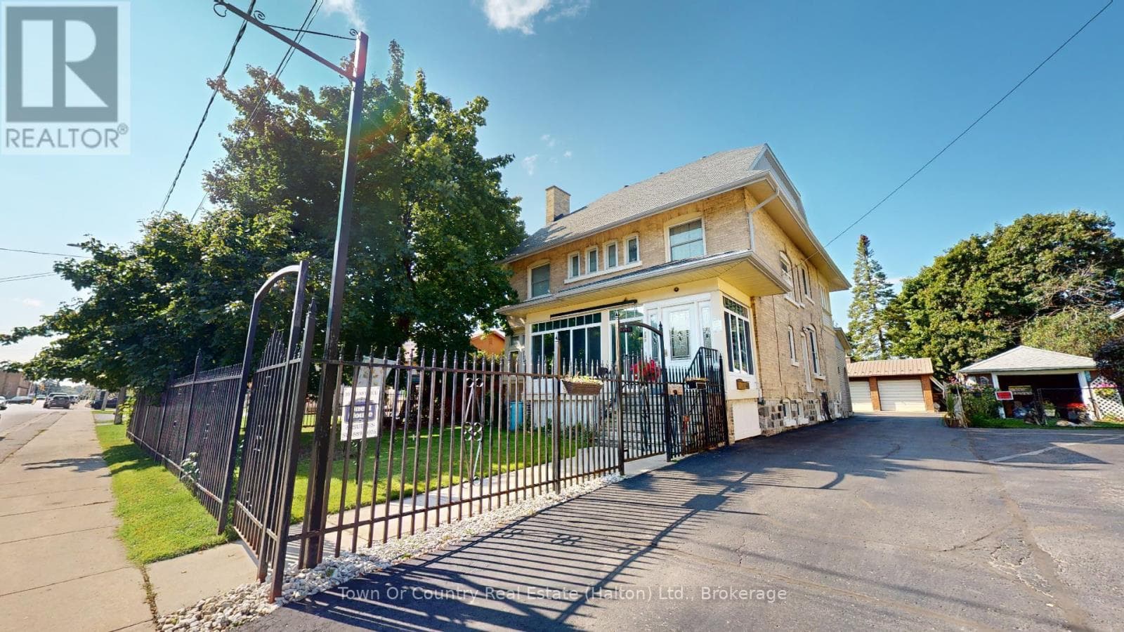 8 bed 4 bath single family at 540 10TH AVENUE — $599,900