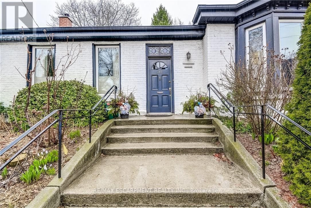 315 ABERDEEN STREET photo 3