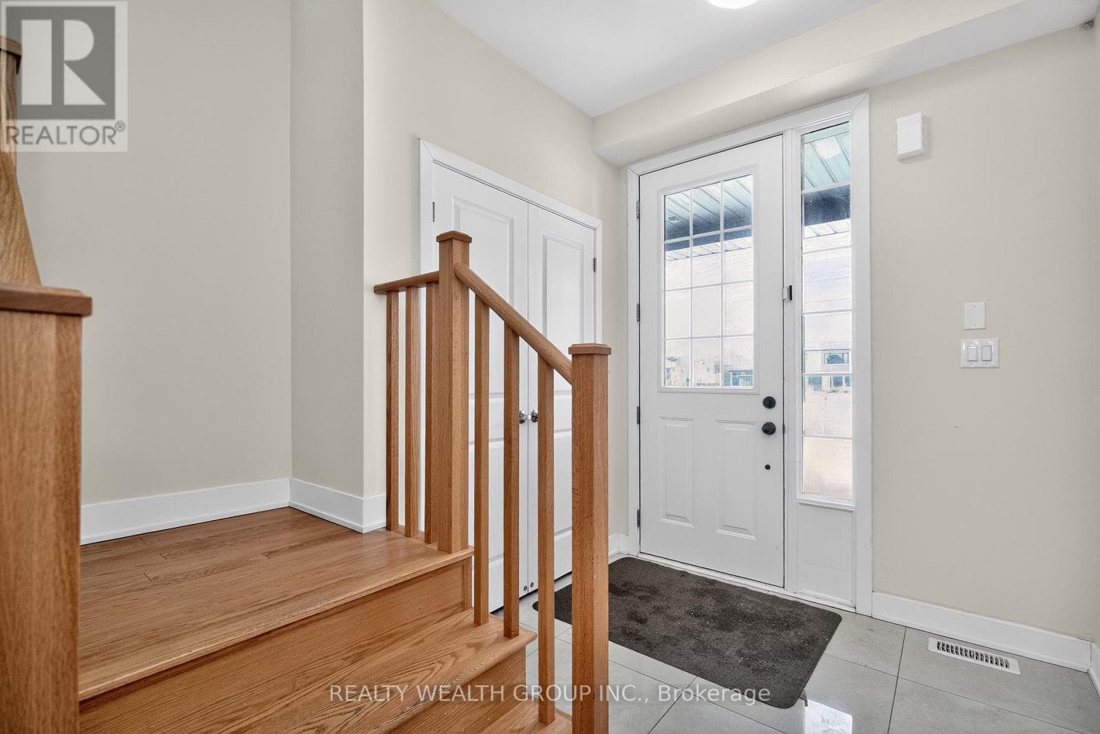 803 GRIFFIN TRAIL photo 3