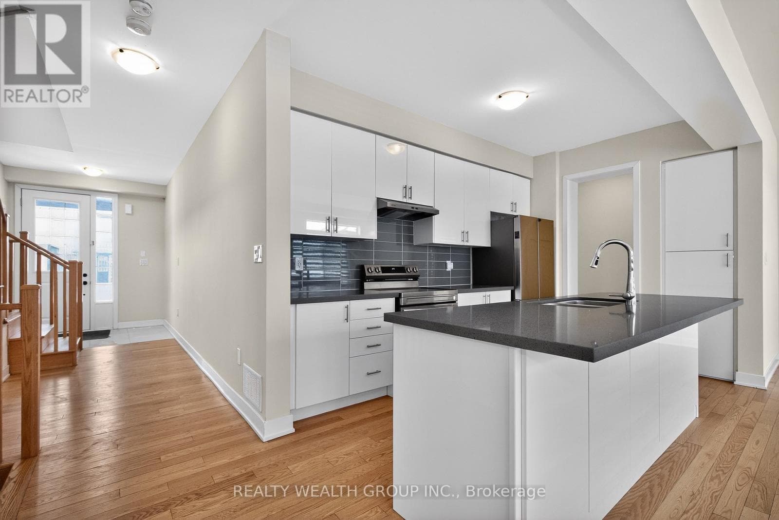 803 GRIFFIN TRAIL photo 5
