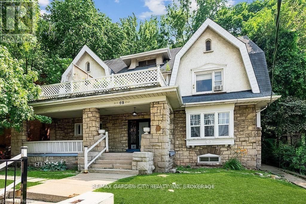 68 ARKLEDUN AVENUE photo 2