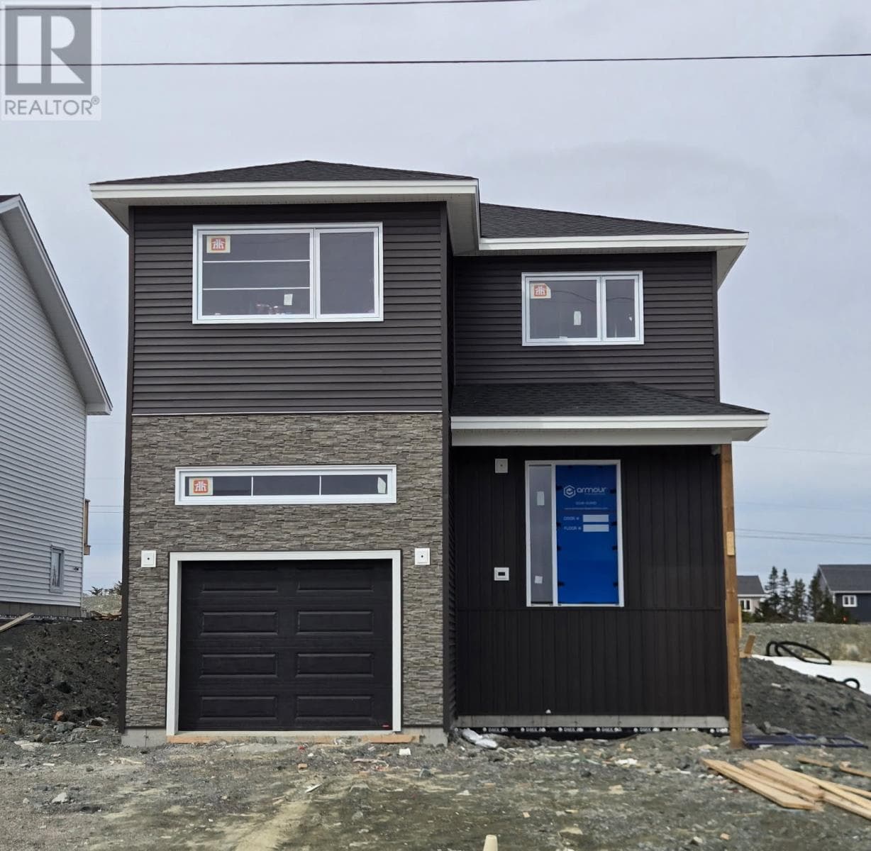 3 bed 3 bath single family at 88 Trenton Drive — $560,000
