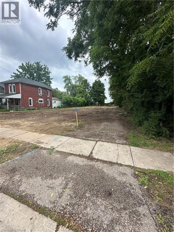49 ELLIS Street photo 2