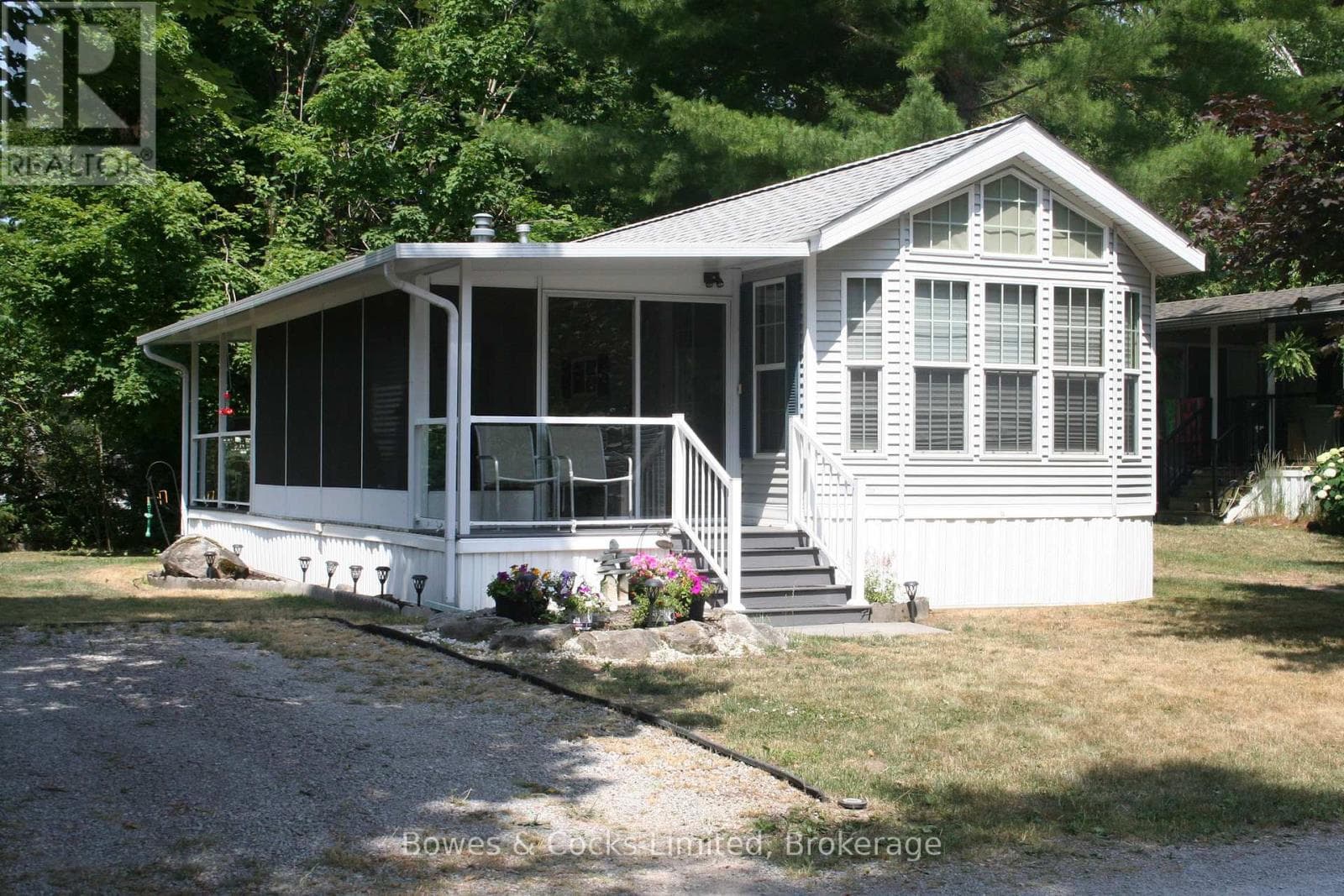 2 ROCKHAVEN-PIONEER POINT photo 2