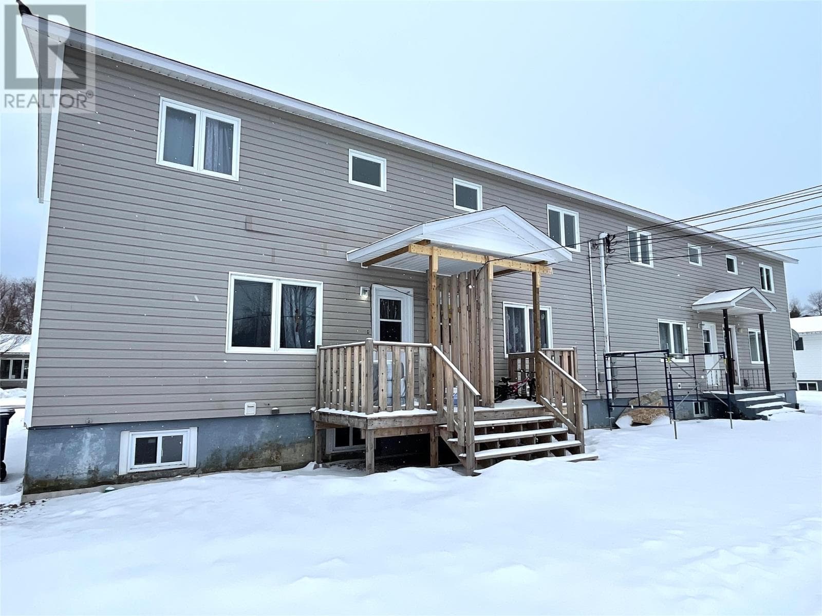 44 Adams Avenue photo 2