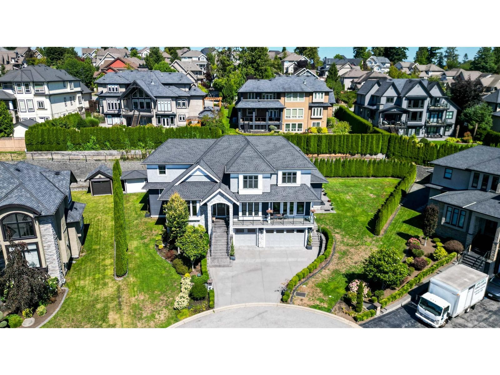 16521 58 AVENUE photo 3