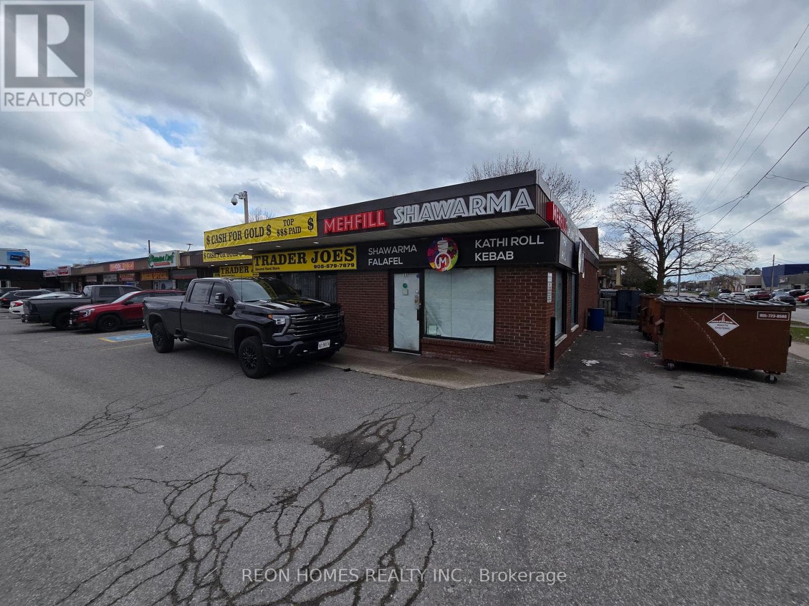 business at 11 - 1240 SIMCOE STREET N — $129,000