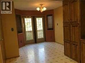 10024 103 Ave photo 4