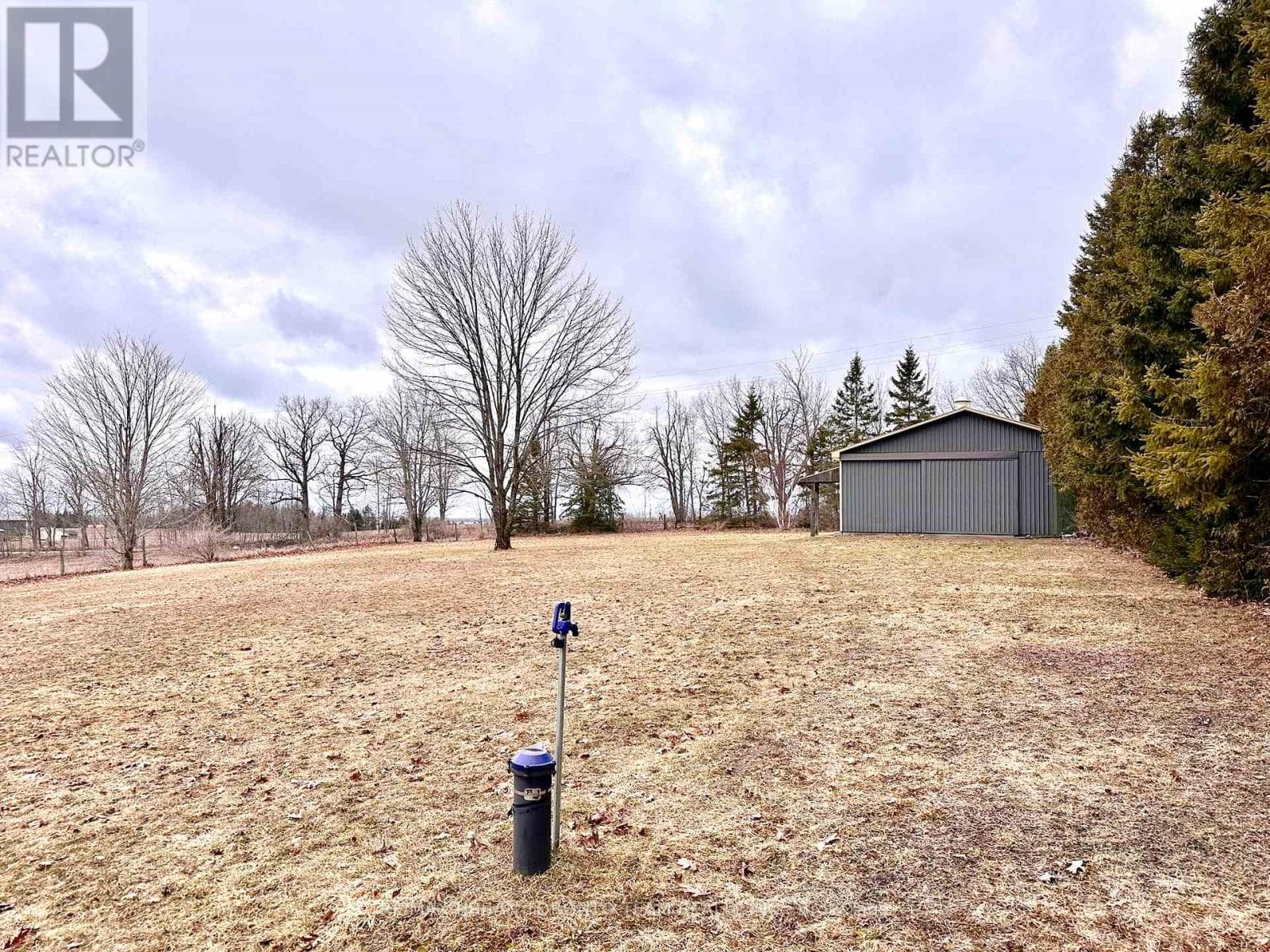414 NORTH LINE ROAD photo 5