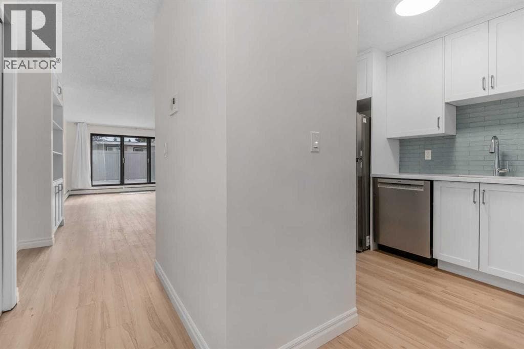 202, 611 67 Avenue SW photo 5