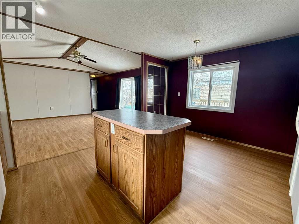 116 Cokerill Crescent — photo 4