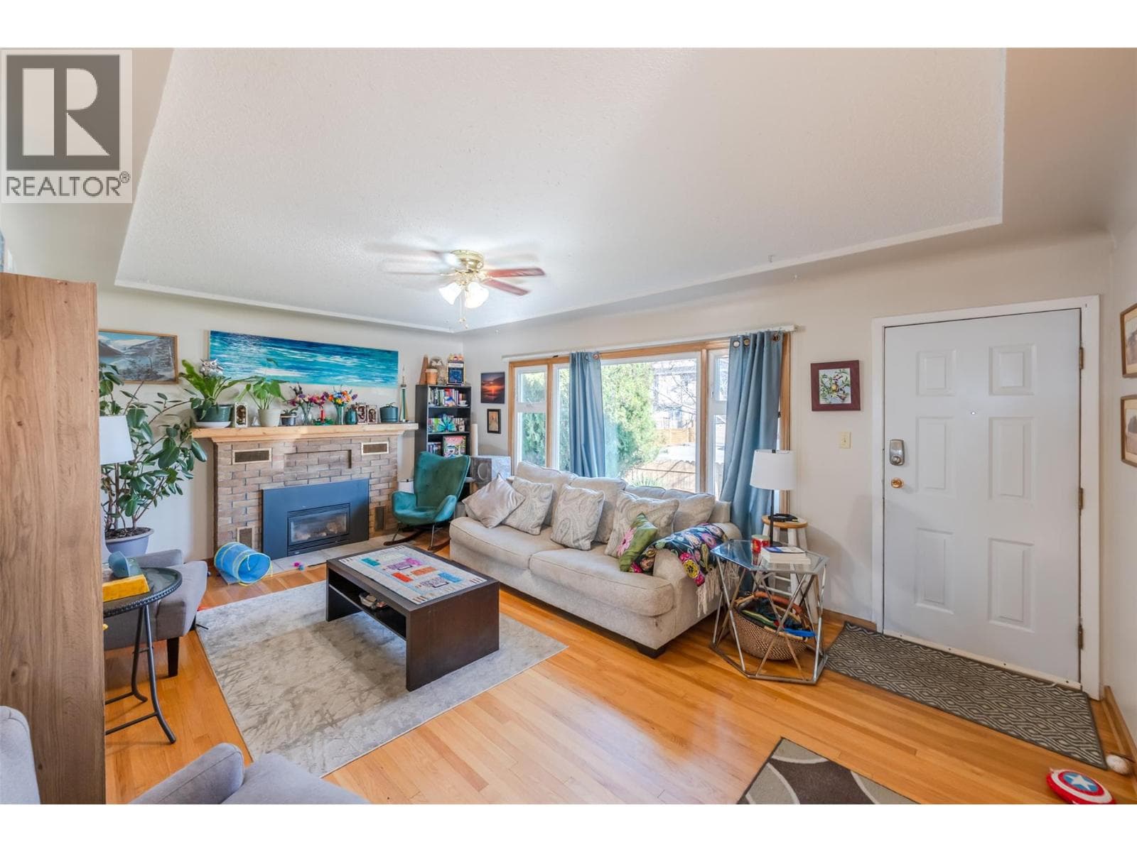 424 Penticton Avenue photo 2