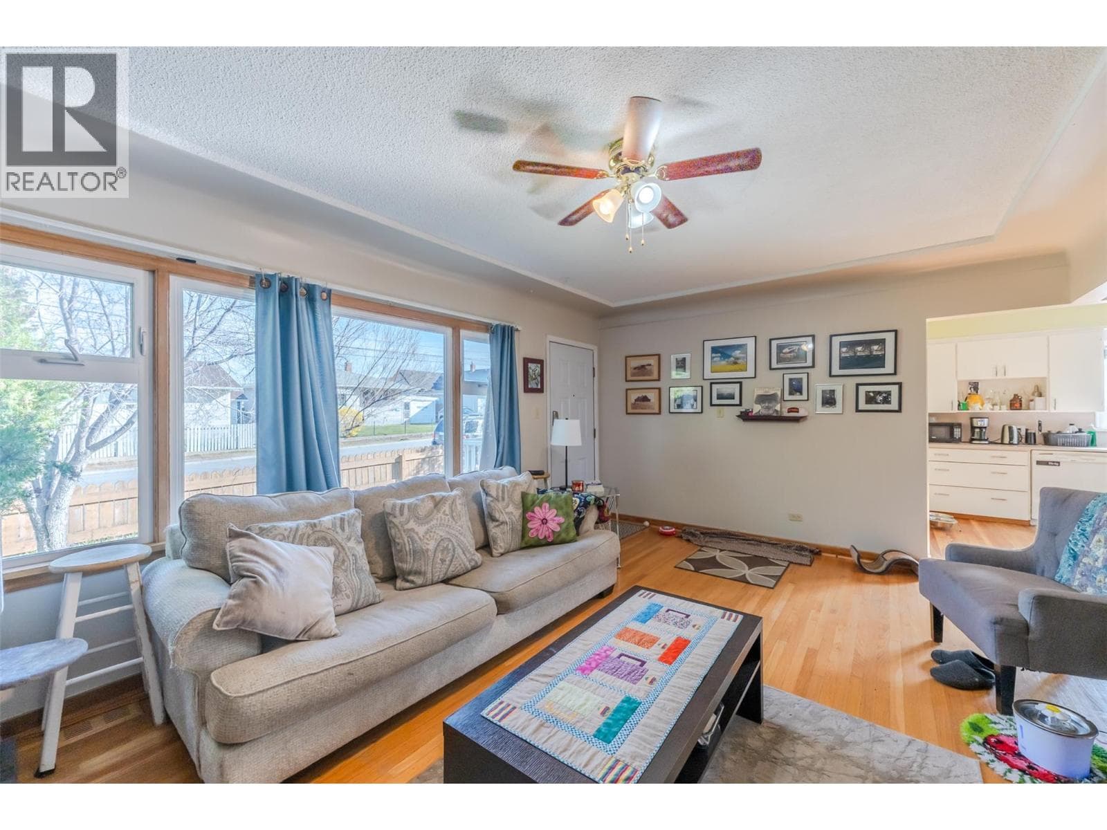 424 Penticton Avenue photo 5