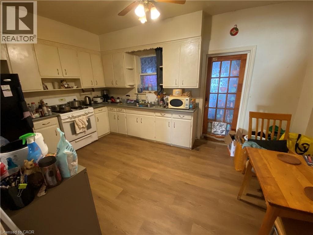 126 GIBSON Avenue photo 3