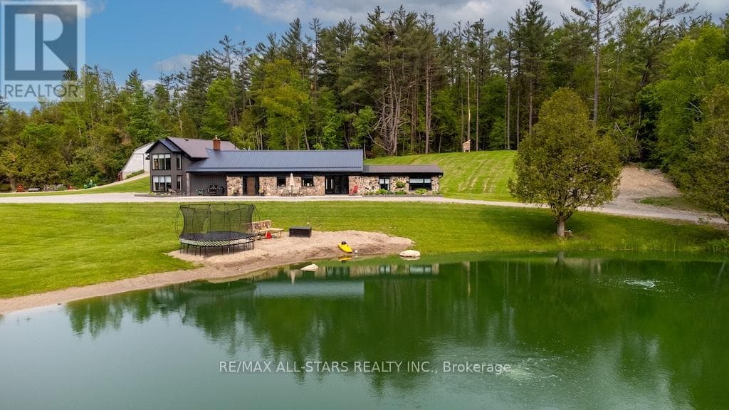 829 PEACE ROAD photo 5