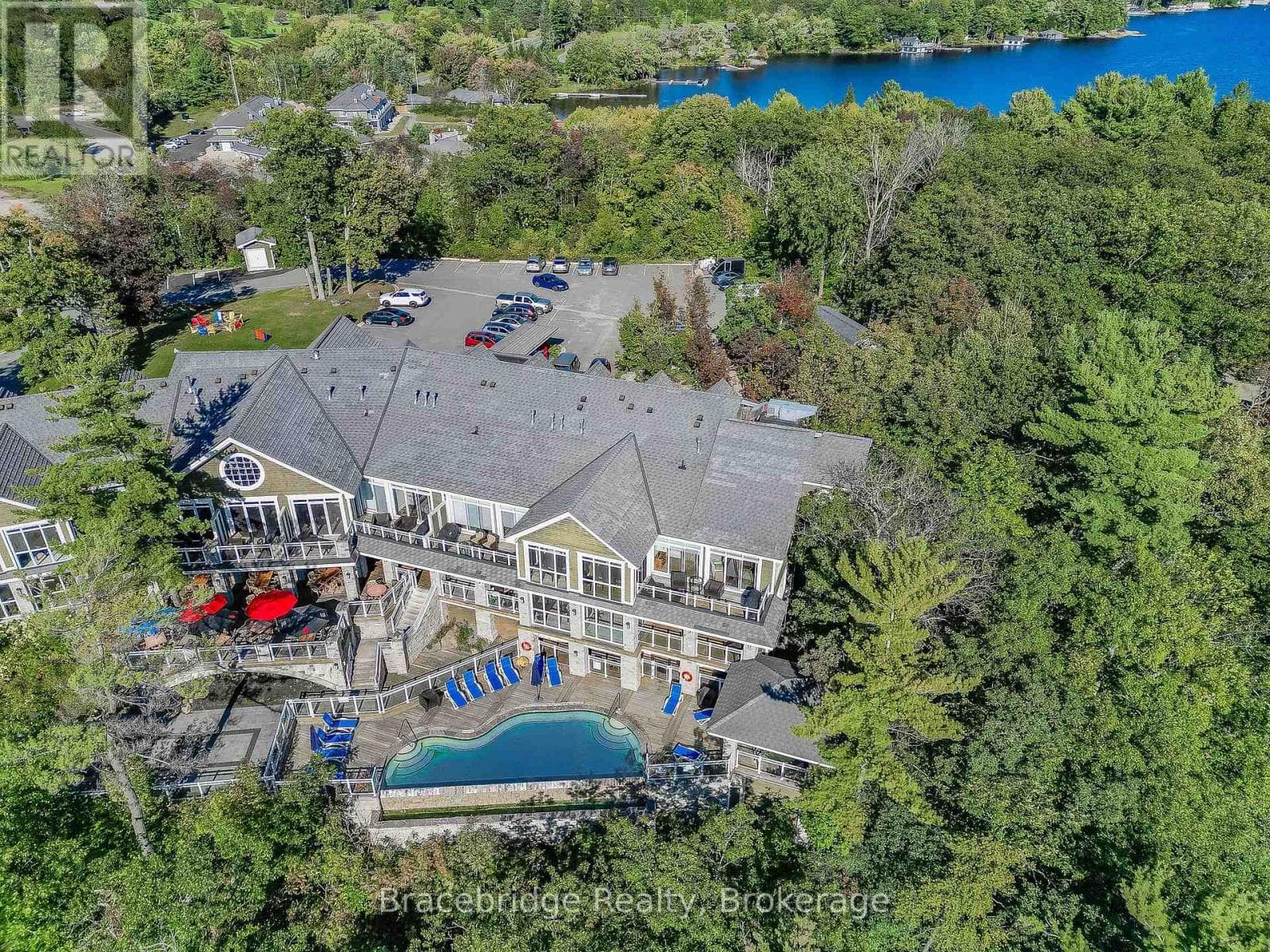 1 bed 1 bath single family at L215-C2 - 1869 MUSKOKA RD 118 HIGHWAY W — $20,000