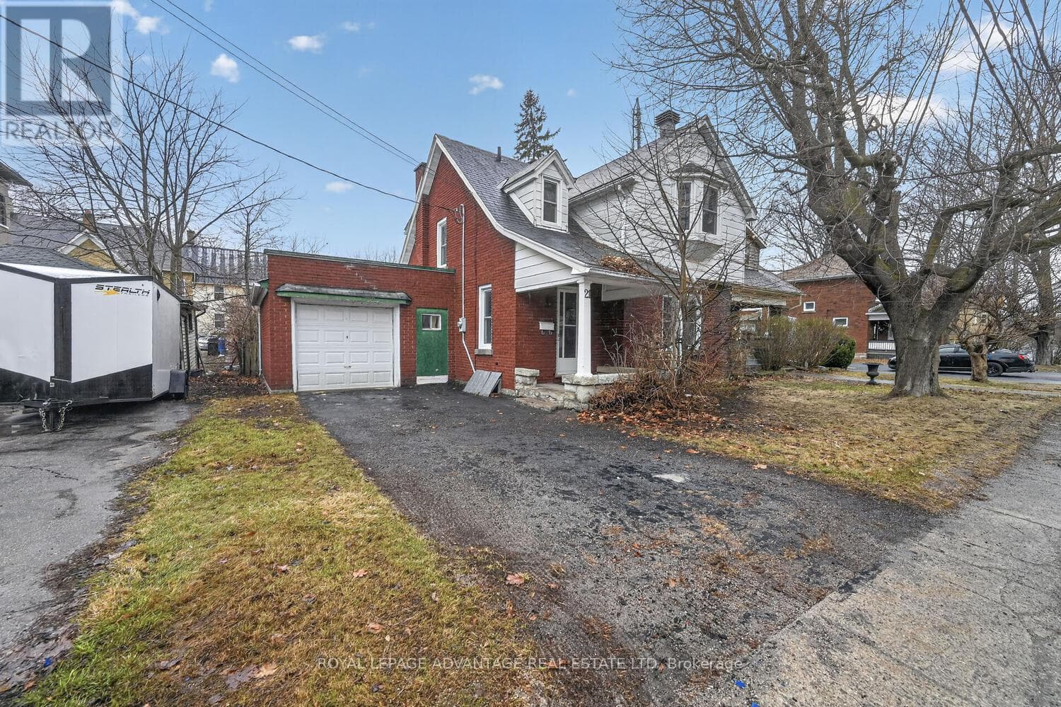 21 GLADSTONE AVENUE photo 2