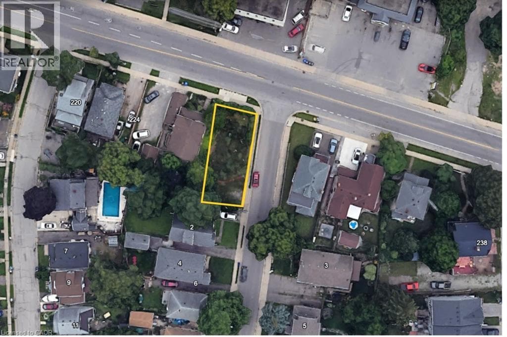228 QUEENSTON Street photo 2