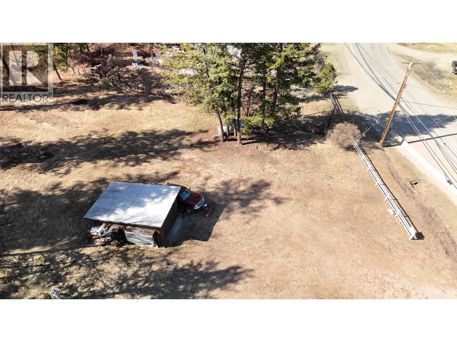 911 DOG CREEK ROAD photo 5