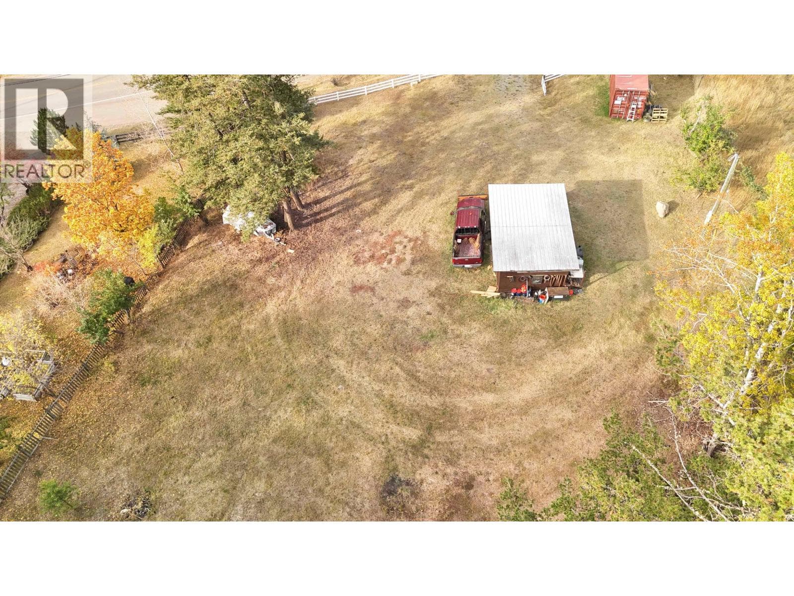 911 DOG CREEK ROAD photo 4