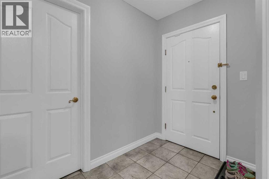 303, 1315 12 Avenue SW photo 4