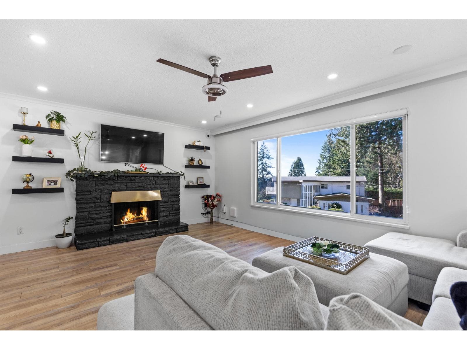 7334 111A STREET photo 4