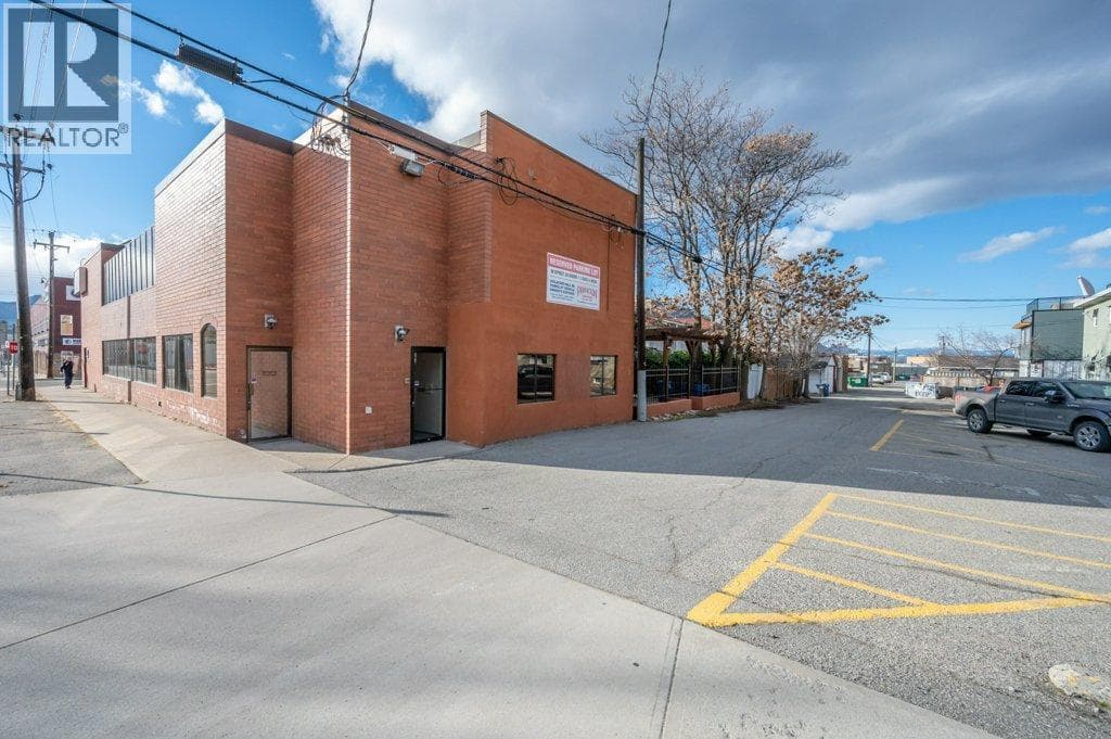 498 ELLIS Street photo 3