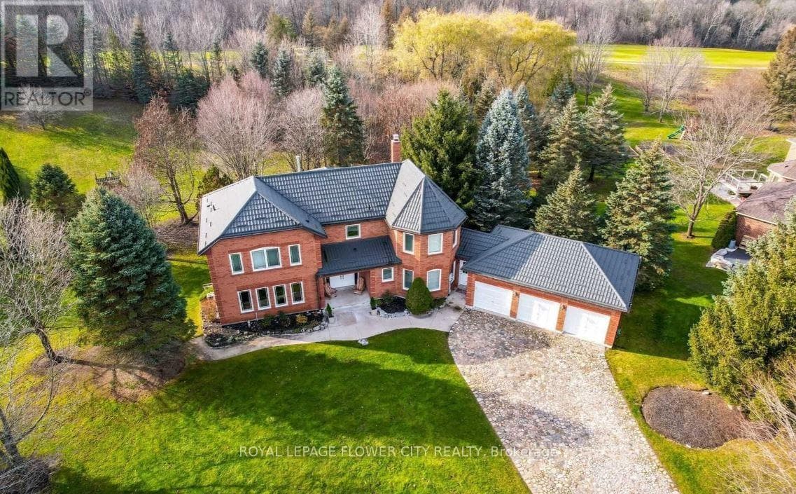 27 MCCAULEY DRIVE photo 2