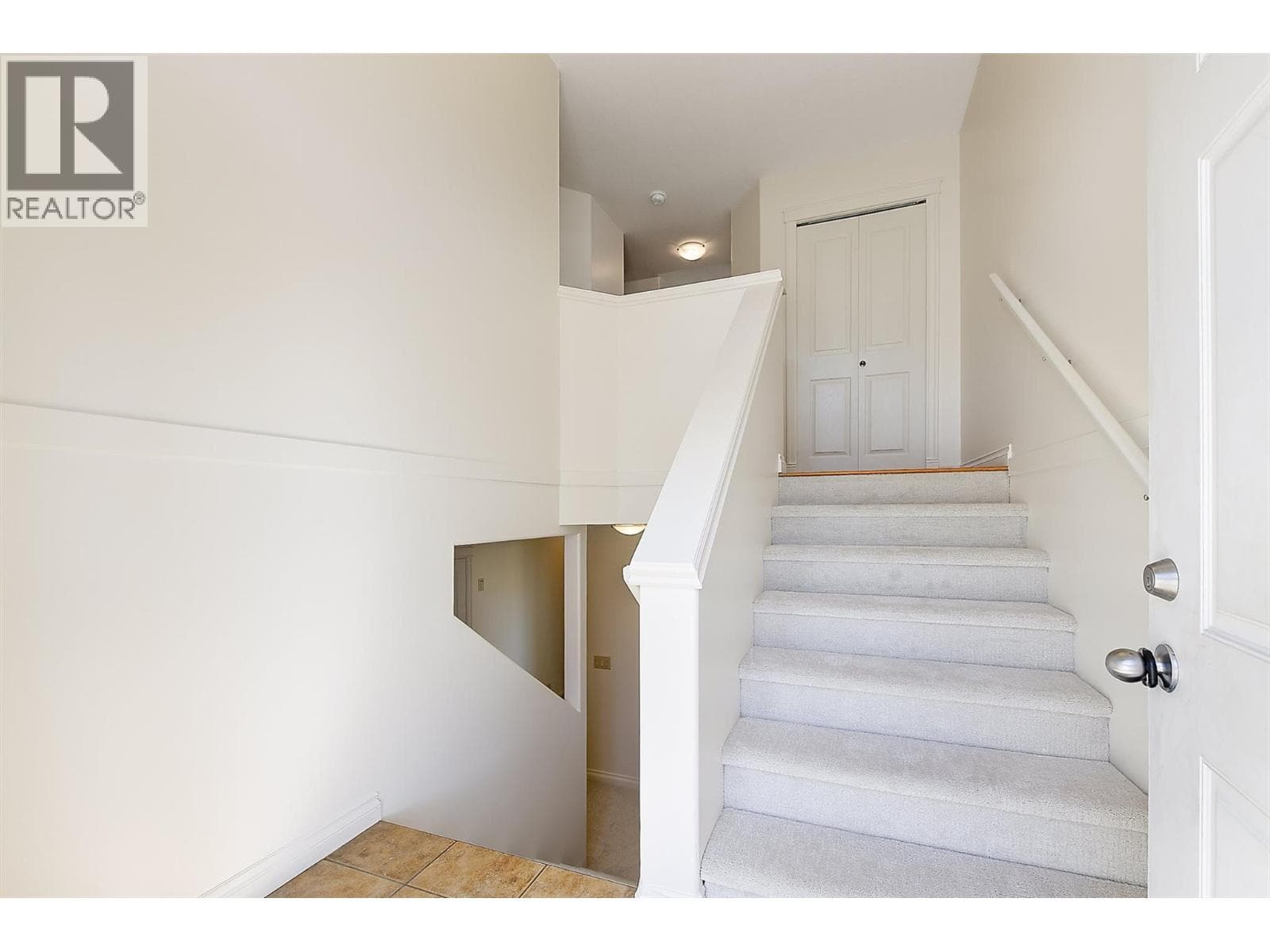 245 Snowsell Street Unit# 118 photo 4